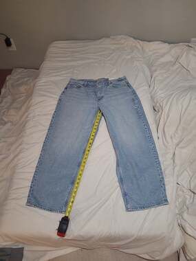 American Eagle Stretch Barrel Jeans Light Wash Size 12